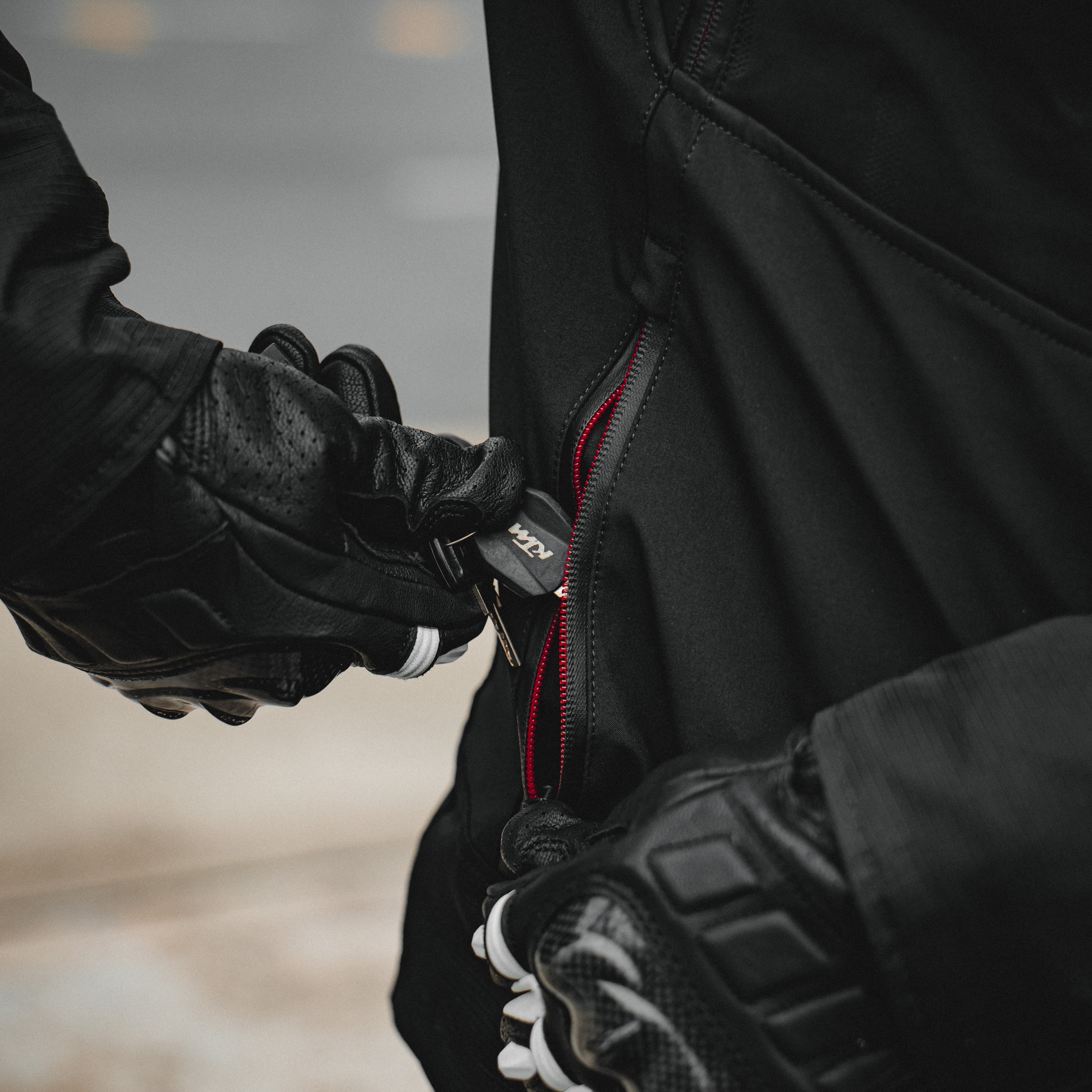 Campera Ls2 Zirconium Hombre Negro / Rojo